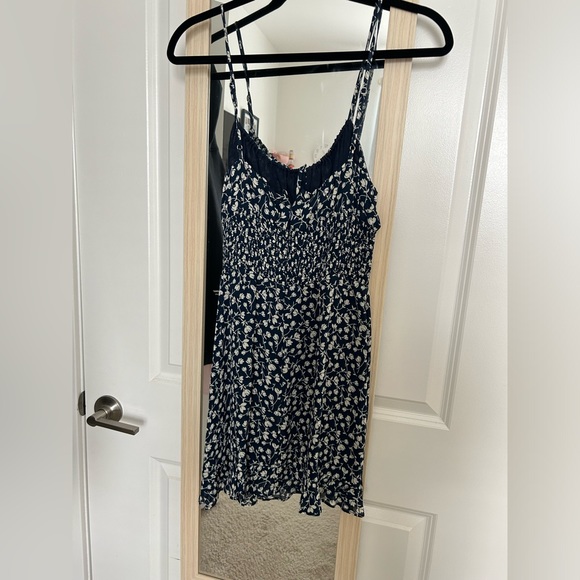 Reformation Fraise Minidress - Picture 3 of 5